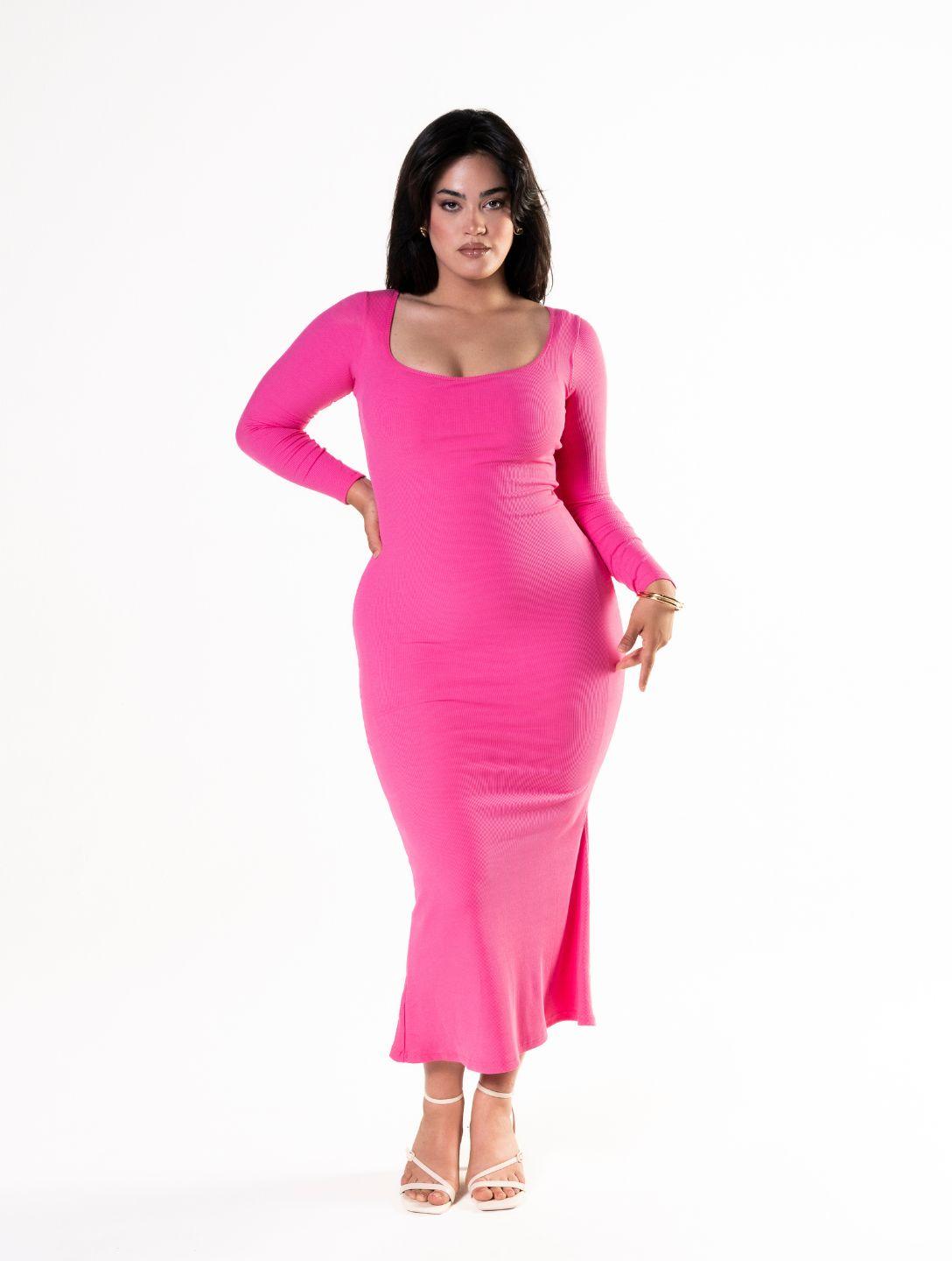 Robe gainante à manches longues
