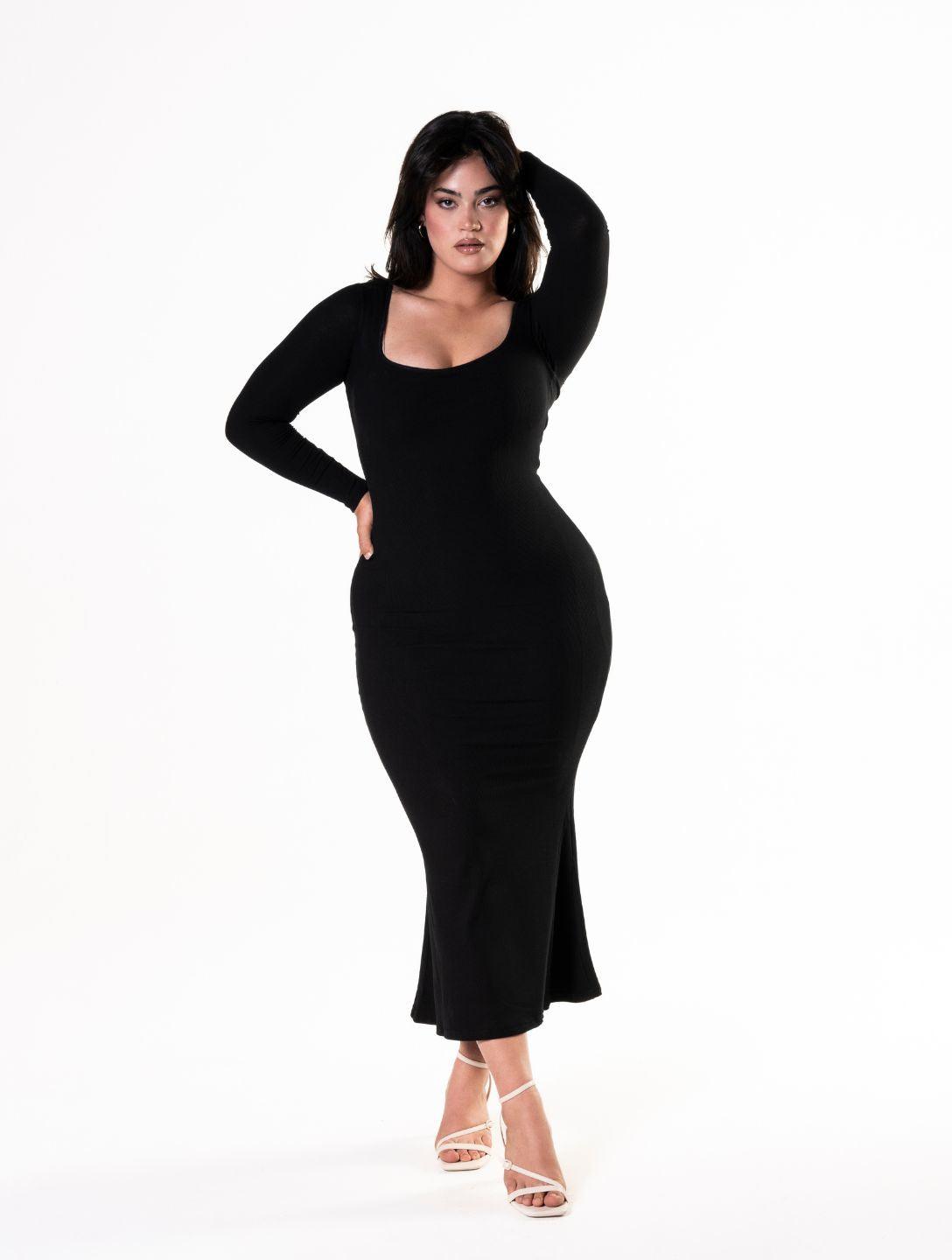 Robe gainante à manches longues
