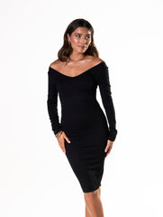 Robe gainante à manches longues à col en V
